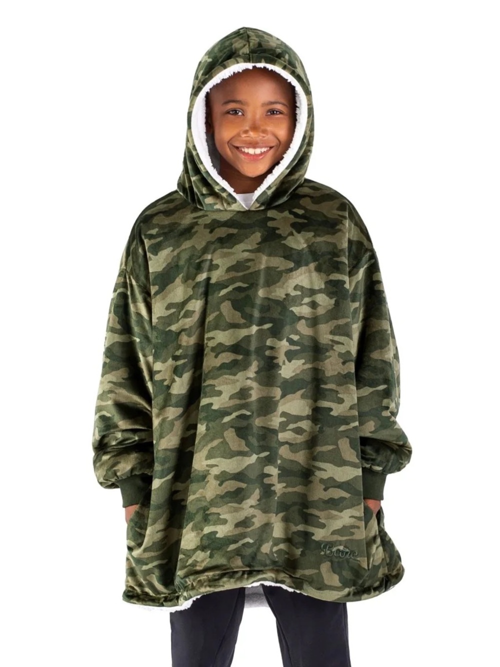 BRAND NEW Kids Camo Sherpa Wearable Blanket/Poncho with Hoodie | Size: Youth